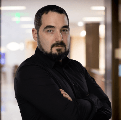 Milos Bozic - CEO